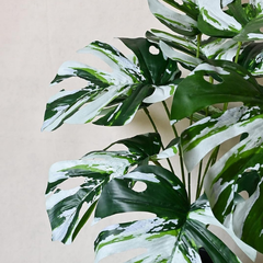 De Gardenia Artificial Palm Plant with Pot – White Monstera Faux Tropical Plant with 18 Leaves | UV-Resistant Outdoor & Indoor Decoration | Large Turtle Leaf Palm Tree Style