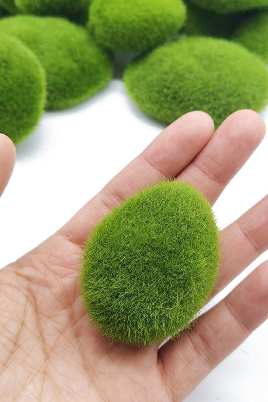 De Gardenia Artificial Moss Rocks – 24 PCS in 3 Sizes | Green Moss Balls & Decorative Stones for Fairy Gardens, Crafts & Floral Decor